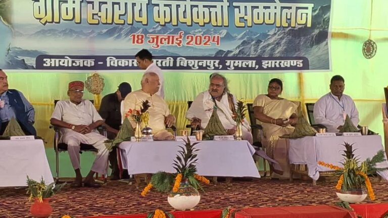आरएसएस चीफ मोहन भागवत ने आखिर किसे ट्रोल किया?