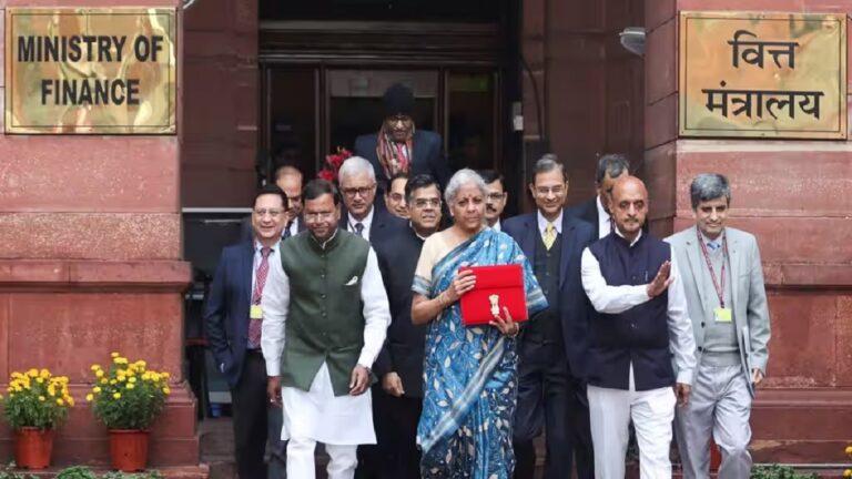 बजट 2024ः मेहनतकश के लिए आंकड़ेबाजी ज्यादा, ठोस योजनाएं कम