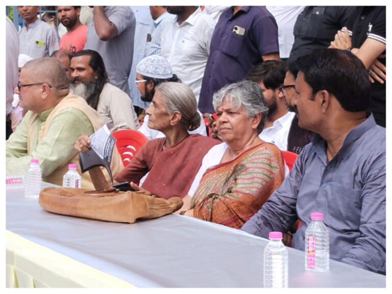 अकबरनगर पर मुख्यमंत्री ने सदन को किया गुमराह-लखनऊ बचाओ संघर्ष समिति का राजनीतिक प्रस्ताव 