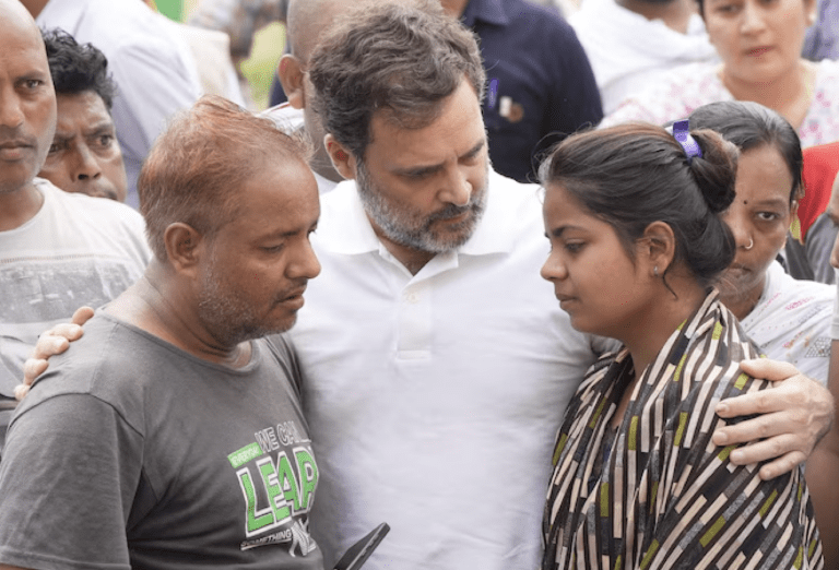 सड़क की आवाज के नायक बन गए राहुल गांधी