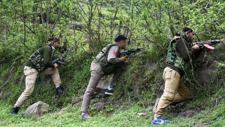 कश्मीर में आतंकवाद की कमर टूट चुकी है? या ये भी एक जुमला था?