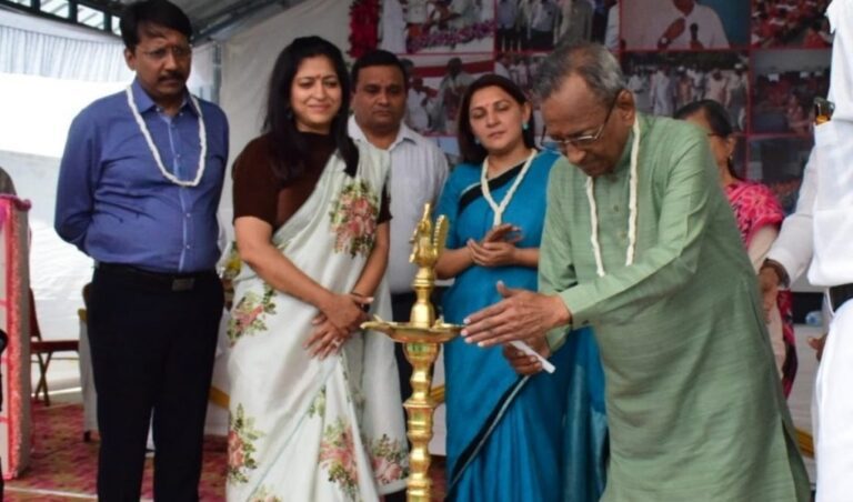 यूपी में ब्लैकलिस्टेड की गयी गुजरात की कंपनी का काला है इतिहास