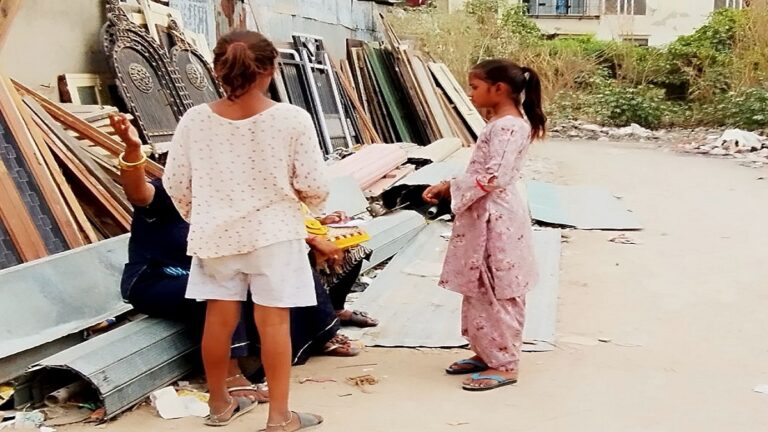 ग्राउंड रिपोर्ट :भविष्य की नींव है किशोरी शिक्षा