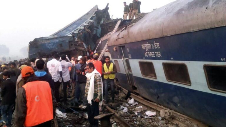 भारतीय रेल मंत्रालय दुर्घटना मंत्रालय में बदल रहा है