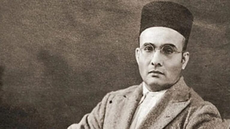 कितना ‘वीर’ था सावरकर ?