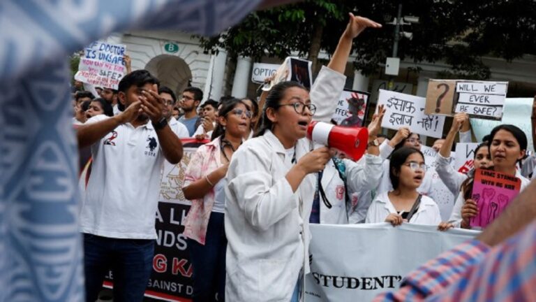 देश में सुरक्षा का वातावरण नहीं है आखिर क्यों?