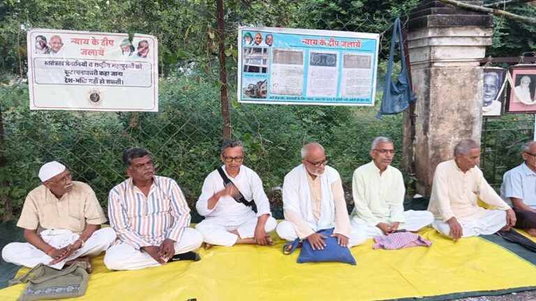 गांधी विचार संस्थानों के ध्वंस के बारे में सोचना भी कठिन, हम ऐसी दुर्भाग्यजनक घटना के शिकार हुए: चंदन पाल