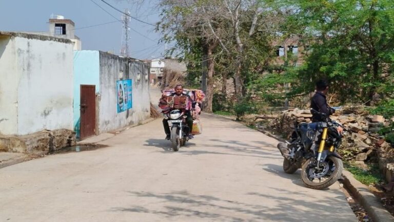ग्राउंड रिपोर्ट: क्यूं न गांव में ही रोज़गार के अवसर बढ़ाये जाएं?