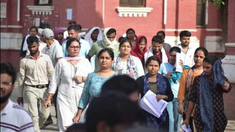 प्रयागराजः महंगाई के बोझ तले कुचल रहे युवाओं के सपने, टूट रहीं उम्मीदें, जान दे रहे नौजवान