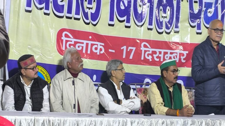 बिजली के निजीकरण पर सरकार कर रही जनता को गुमराह: शैलेंद्र दुबे