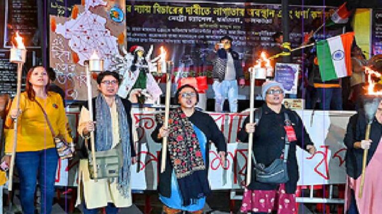 कोलकाता पुलिस ने डॉक्टरों को धरना देने की नहीं दी अनुमति, अदालत जाने की योजना बना रहा है जेपीडी