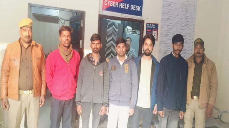 बीएचयू में मनुस्मृति दहन दिवस : अभिव्यक्ति की स्वतंत्रता पर हमला, 13 छात्रों की गिरफ्तारी के पीछे कौन?