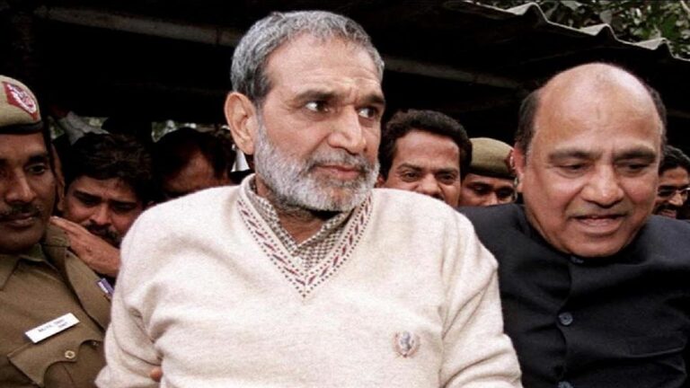 1984 सिख विरोधी दंगे : पूर्व कांग्रेस नेता सज्जन कुमार को हत्या के आरोप में आजीवन कारावास