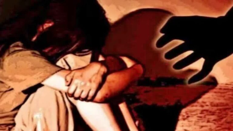 बेगूसराय में मासूम बच्ची के साथ दुष्कर्म मामला : पीड़ित परिवार से मिला माले जांच दल, मुआवजा व सुरक्षा की मांग