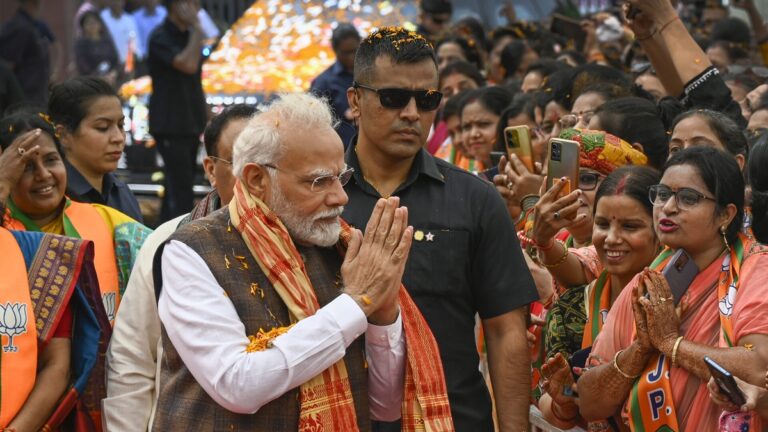 हिंदू त्यौहार और साम्प्रदायिक राष्ट्रवादी राजनीति