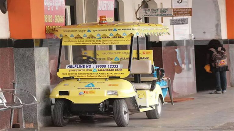  चारबाग स्टेशन पर नियमों के अनुरूप चले बैटरी रिक्शा 