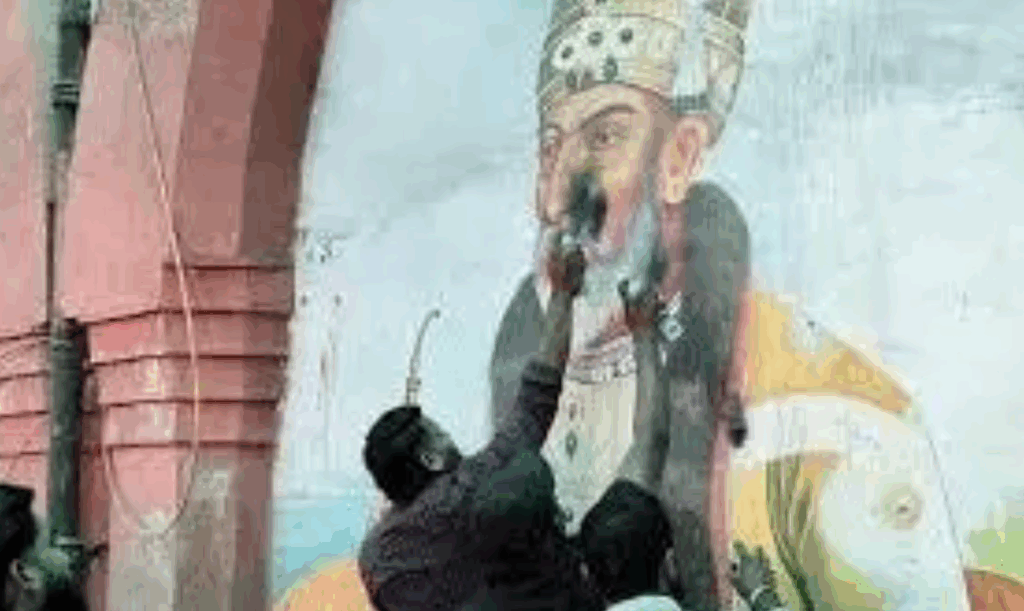 तहज़ीब की ताबानी पर साया-ए-सियाही- औरंगज़ेब से बहादुर शाह ज़फ़र तक तारीख़ की तौहीन का दर्दनाक फ़साना
