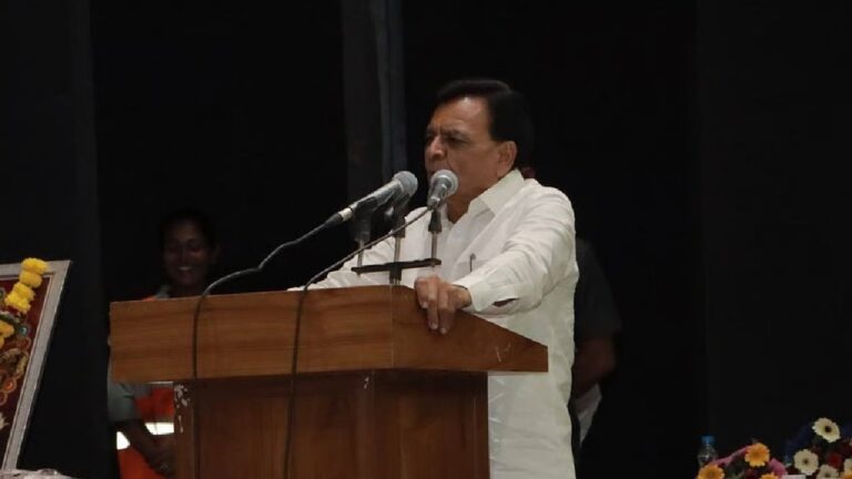 अब MP सरकार के उप-मुख्यमंत्री का शर्मनाक बयान: देश और भारतीय सेना पीएम मोदी के चरणों में नतमस्तक है