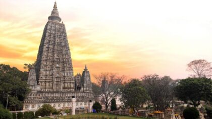 बोधगया के महाबोधि मंदिर पर किसका नियंत्रण हो?