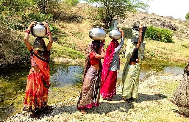 ग्राउंड रिपोर्ट: ‘हर घर नल का जल’ योजना भी नहीं बुझा सकी बरमा गांव की प्यास